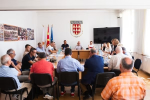 1758696390866807vRIg.jpg 未標題-6.jpg